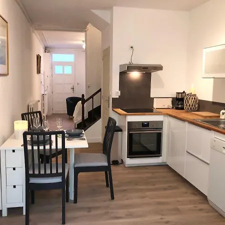 Holiday home Maison Sur Barse *